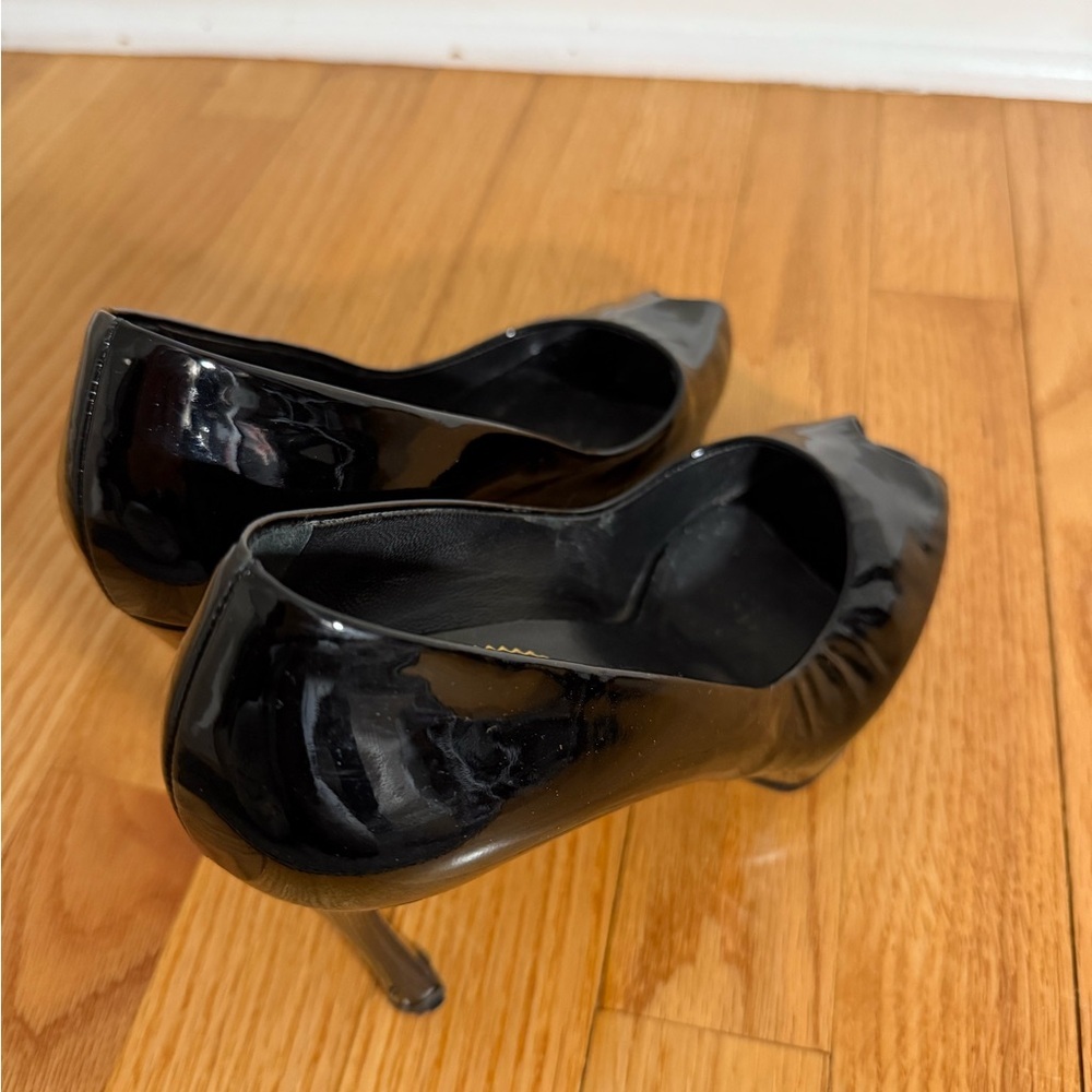 Yves Saint Laurent 7.5 Black Patent Leather Peep Toe Pumps classy, formal, YSL - Picture 10 of 13